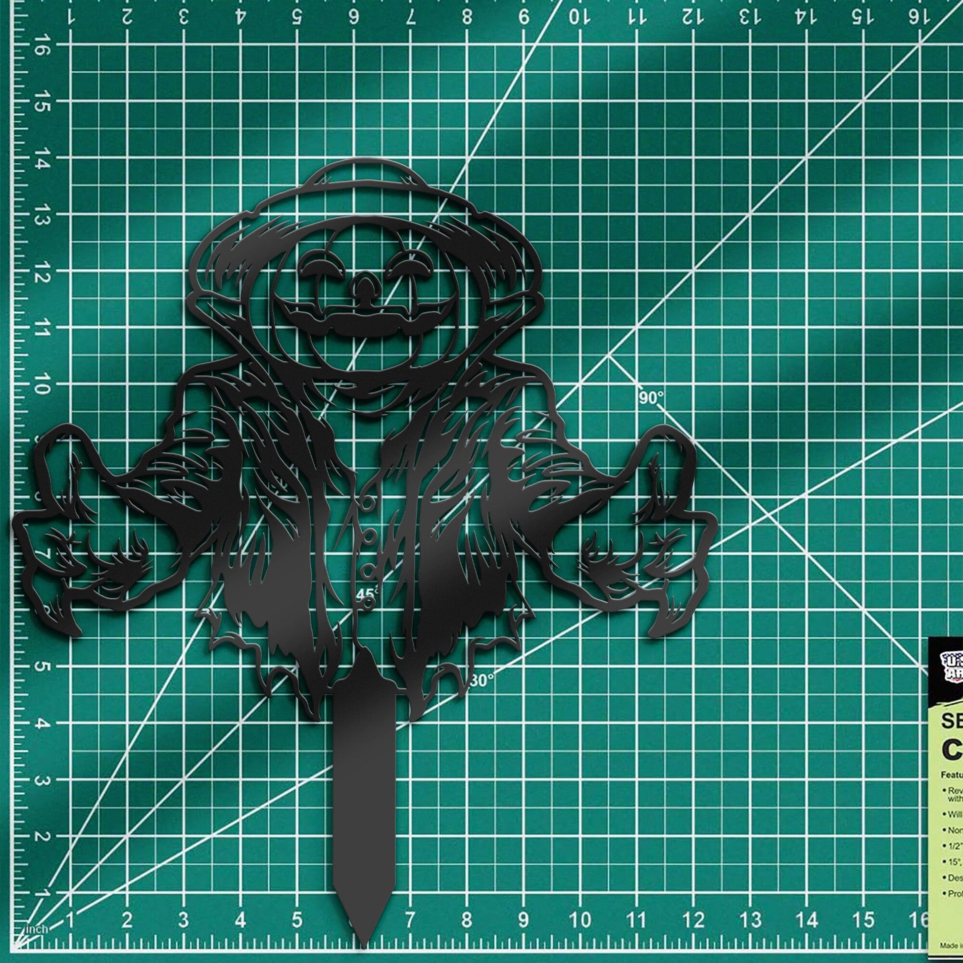 Halloween Scarecrow Metal Yard Stake, Outdoor Decoration, Garden sign, Porch Decor. Holiday Gifts