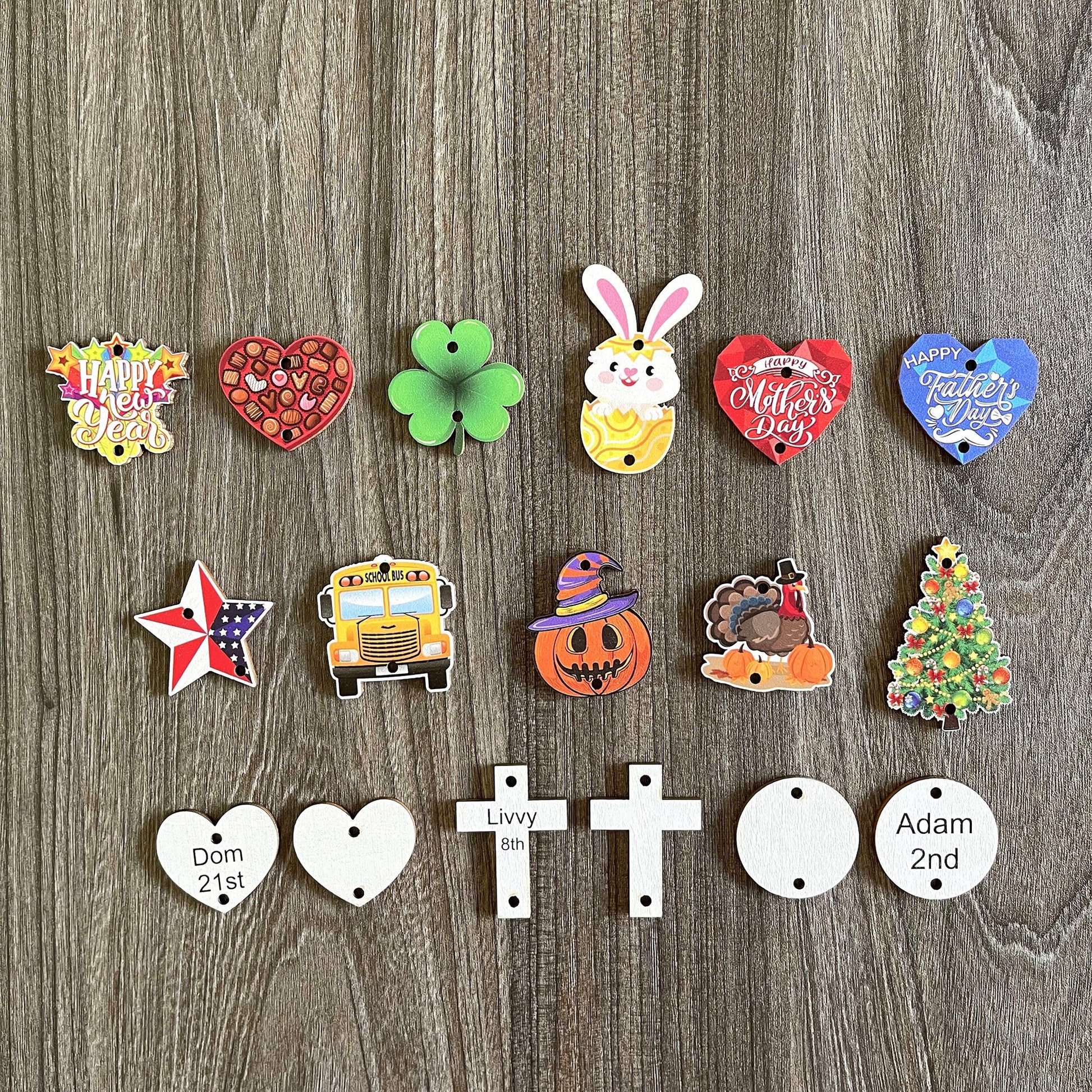 Personalized Family Birthday Board: Maple Wood Celebration Calendar