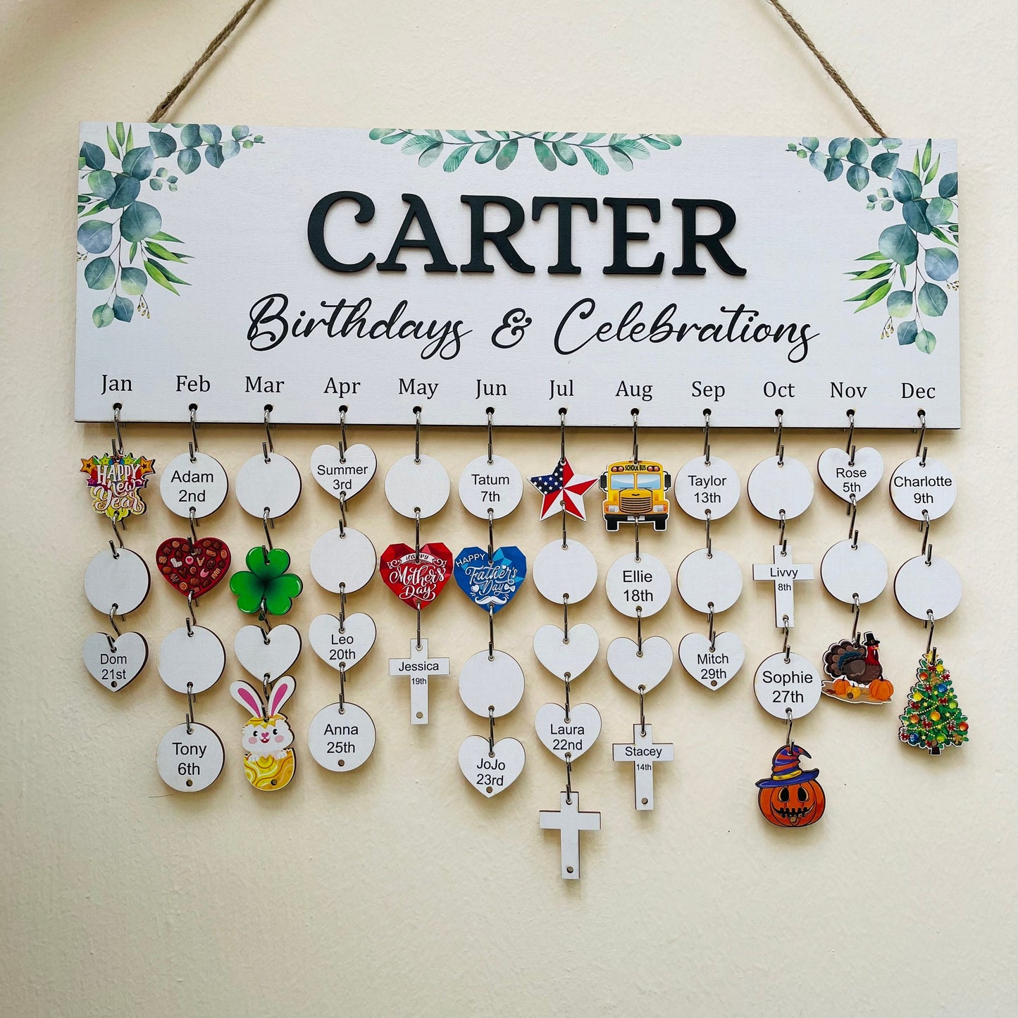 Personalized Family Birthday Board: Maple Wood Celebration Calendar