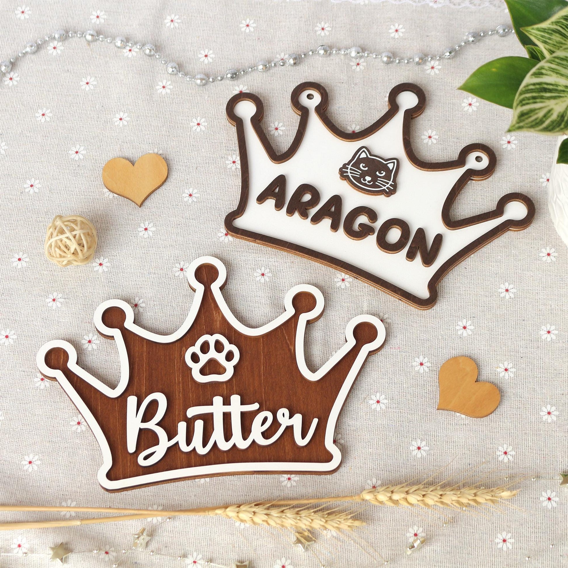 Wooden Dog Name Sign – Personalized Pet Name Plaque for Pet House, Room, Crate, Kennel, or Feeding Area – Cat Name Tag – Dog House Sign
